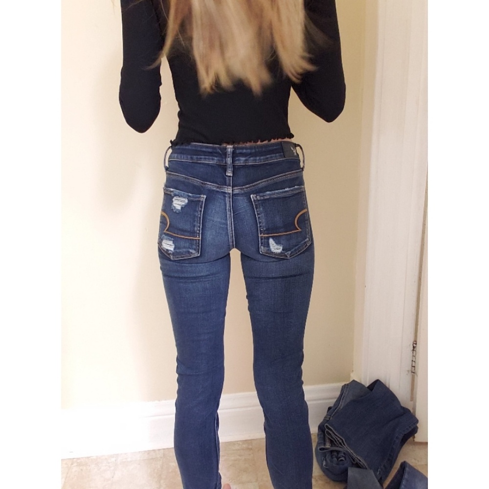 American Eagle skinny jeans